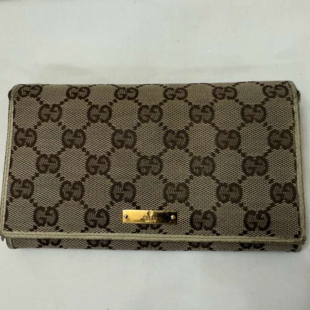 Gucci Bifold Wallet 7” X 4” - Picture 1 of 10